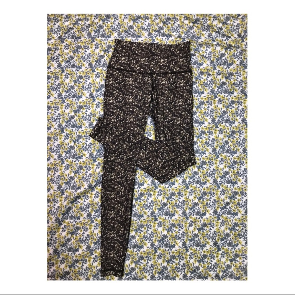 🤩rare lululemon glitter leggings🤩